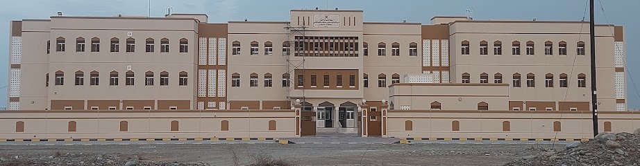 مدرسة أمامة بنت حمزة بن عبدالمطلب للتعليم الأساسي من ٩-١٢ - Oman|ولاية الخابورة،|W2VX+QV