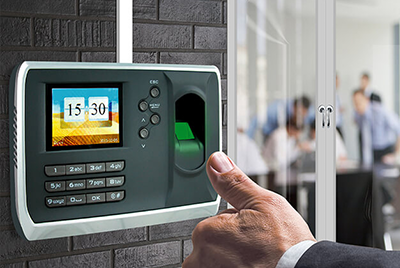 S4S Solutions LLC - التحكم في الوصول وأقفال وقوف السيارات الحواجز والسدادات آلة الحضور والانصراف Anviz - حلول اللافتات الرقمية - مسقط - +968 9780 0143