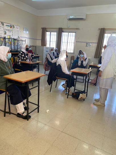 مدرسة نزوى (Esntl. Edu.) - Oman|ردة البوسعيد|VG57+7H6