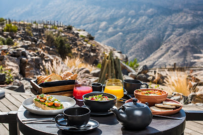 مطعم جونيبر - الجبل الأخضر - +968 25 344200