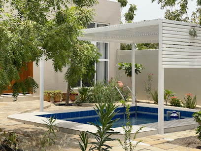 حديقة صغيرة - بهلاء - +968 9360 8330